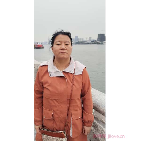 广东40岁单身美女真诚找对象-永丰征婚相亲网